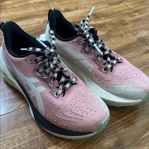 Asics Novablast 4 - Pink and Black Women's Sneakers